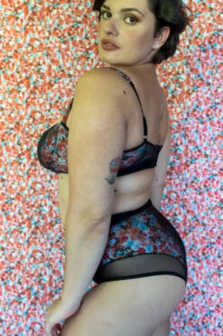 Rolling Alpha High Waisted Hot Pants - Dark Petali 10 Rolling Alpha High Waisted Hot Pants - Dark Petali -Lingerie Shop 1 9 5 599 28A5380613B84877A5D13E5DB1E9841E d72ecf4c 684b 4786 acdc 10336988f5b5