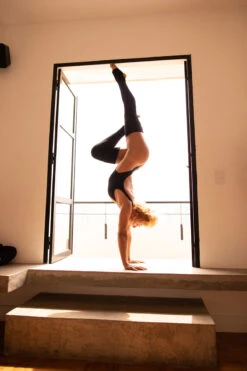 Rolling Bullet Bodysuit - Ribbed Black -Lingerie Shop 201007 RollingBrand 0763 1