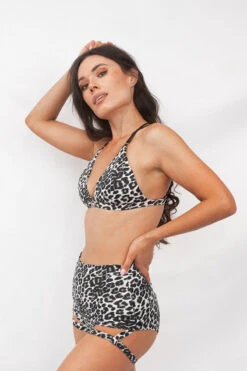 Lunalae Zeta Top - Grey Leopard 27 Lunalae Zeta Top - Grey Leopard -Lingerie Shop 20210209 LunaLae 1557 1800x1800 043750b6 2983 416c 9834 8933aacf684c