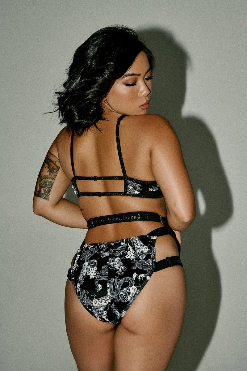 CXIX Buckle Up Triangle Top -Dragon 4 CXIX Buckle Up Triangle Top -Dragon - Image 2