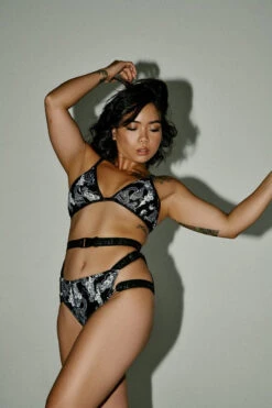 CXIX Buckle Up Triangle Top -Dragon 18 CXIX Buckle Up Triangle Top -Dragon -Lingerie Shop 21 04 22Creatures 168 000f2553 a7fa 4ea8 89ee bf98bfc08481