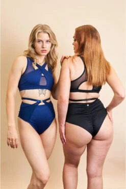 Lunalae Katherine Cross Over Top - Recycled Navy 13 Lunalae Katherine Cross Over Top - Recycled Navy -Lingerie Shop 230329 LUNALAE 28 1056 b36a188e 32f0 48a4 bc0c 857427a2d095