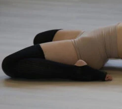 Rolling Cotton Original Thigh High Leg Warmers With Stirrups - Black -Lingerie Shop 29