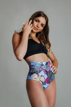 Pole Addict Back To Basics Top - Black -Lingerie Shop Back to Basics Top Tropical HW 3 b2bc8b66 ee97 4208 9a3f 2ce42d9254f1