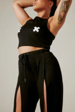 CXIX XX Tee 2.0 - Black 11 CXIX XX Tee 2.0 - Black -Lingerie Shop CreaturesofXIXXXTee2.0 Black21 05 24CreaturesofXIX11847 edit