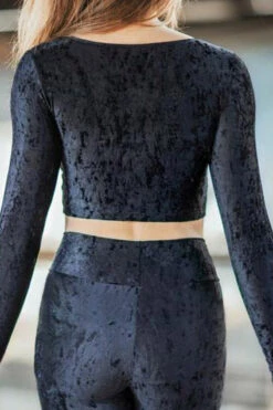 Dragonfly Pavi Crop Top - Velvet Black -Lingerie Shop DF Pavi Velvet black 03213 540x 1a6844a8 a630 4390 bbe6 a17341332c4c