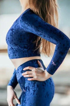 Dragonfly Pavi Crop Top - Velvet Blue 9 Dragonfly Pavi Crop Top - Velvet Blue -Lingerie Shop DF Pavi Velvet blue 03212 540x f6bd399d 08f5 4f20 a752 20f48916903b