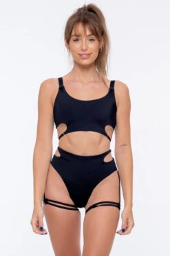 Nona Perkasa Gladiolus Top - Black -Lingerie Shop Gladiolusblack04 62f196c4 5cb9 404f 85c0 e2a77130f3fa