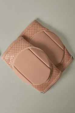 Queen Grippy Kneepads - Latte -Lingerie Shop Lattegrip