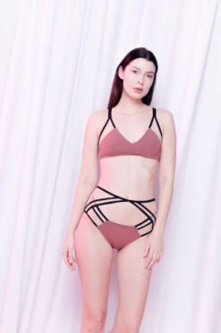 MilaKrasna Silvia Bottoms - Dark Rose -Lingerie Shop MilaKrasna poledance silvia top darkrose front lookbook