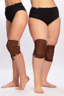 Queen Grippy Kneepads - Cacao 14 Queen Grippy Kneepads - Cacao -Lingerie Shop NudeCacao3 2