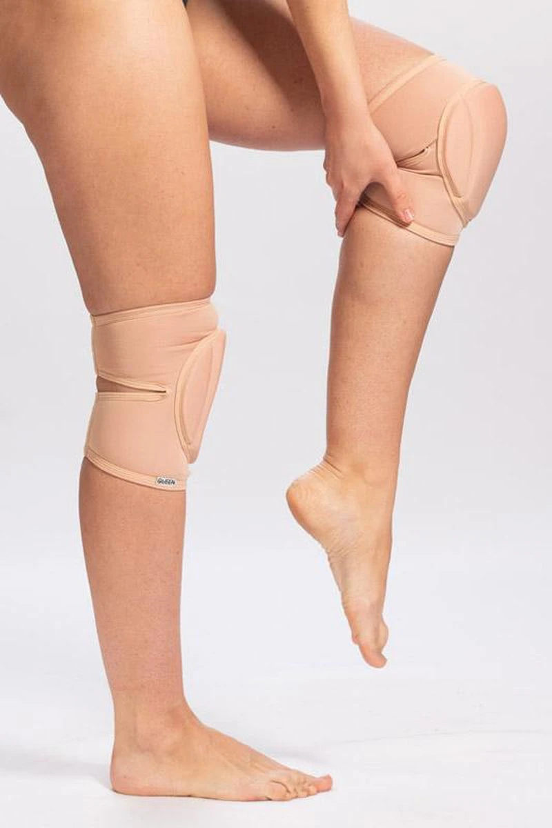 Queen Kneepads - Latte 3 Queen Kneepads - Latte