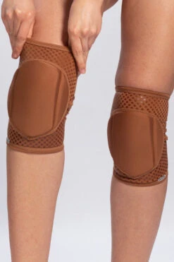 Queen Grippy Kneepads - Mocha -Lingerie Shop NudeMochaGrip1