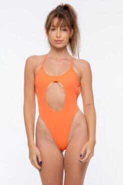 Nona Perkasa Queen Of The Night Bodysuit - Salmon