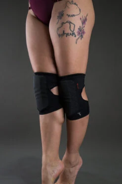 Tatiana Active Ultimate Kneepads - Black 20 Tatiana Active Ultimate Kneepads - Black -Lingerie Shop TatianaActive UltimateBlackTechnicalPoleDanceKneePad 4344