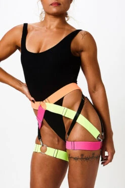 Rolling Bottom Harness - FLURO -Lingerie Shop qRollingBrand Lookbook 06 05 21 226111