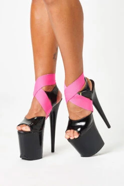Rolling Ankle Cuff - Neon Pink -Lingerie Shop qRollingBrand Lookbook 06 05 21 311106