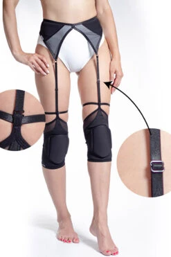 Queen Garter Belt - Sweet Black -Lingerie Shop sweetblack3